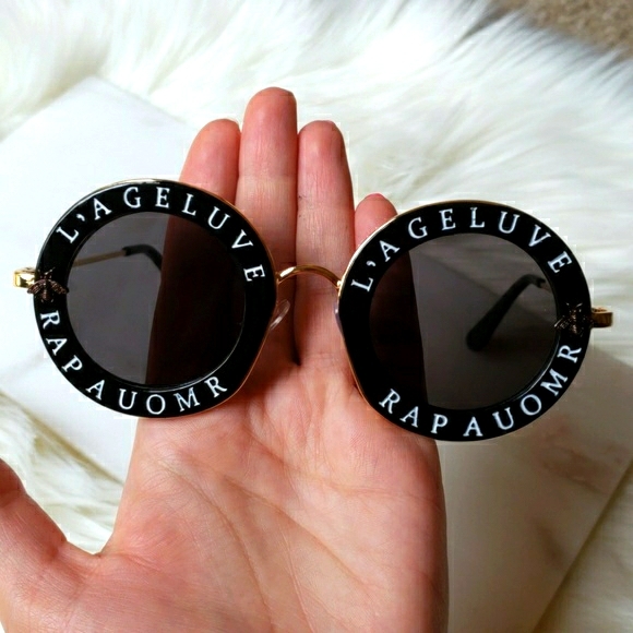 HOST PICK! 🎅 Retro look round bee sunglasses - Picture 5 of 7